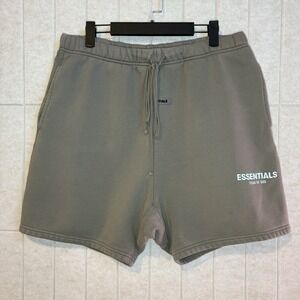 Fear of God Essentials Relaxed Shorts Desert Taupe Large‎